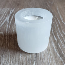 Load image into Gallery viewer, Selenite Tea Light Holders