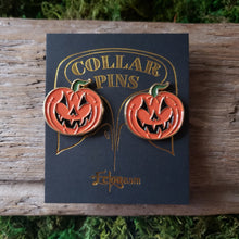 Load image into Gallery viewer, Jack-o'-lantern Collar Pin Set