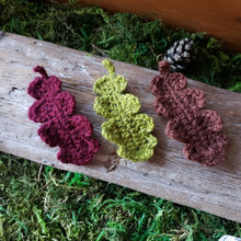 Load image into Gallery viewer, Crochet Oak Leaf Hairclip