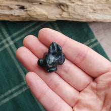 Load image into Gallery viewer, Moss Agate Frog Pocket Stones