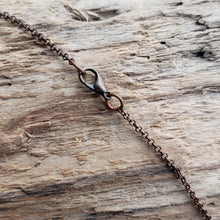 Load image into Gallery viewer, Copper Quartz Point Pendant