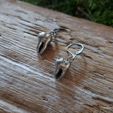 Load image into Gallery viewer, Tooth Earrings