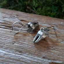 Load image into Gallery viewer, Tooth Earrings