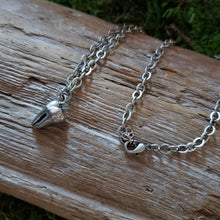 Load image into Gallery viewer, Tooth Necklace