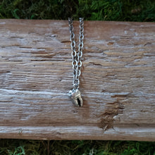 Load image into Gallery viewer, Tooth Necklace