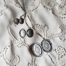 Load image into Gallery viewer, Triple Locket Necklace