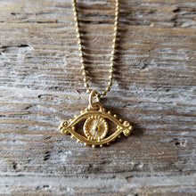 Load image into Gallery viewer, Eye On You Necklace