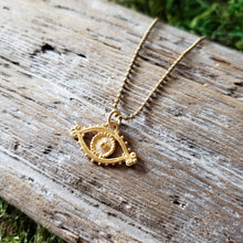 Load image into Gallery viewer, Eye On You Necklace