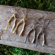Load image into Gallery viewer, Wishbone Earrings