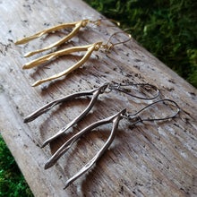 Load image into Gallery viewer, Wishbone Earrings