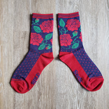 Load image into Gallery viewer, Rose Pattern Bamboo Socks