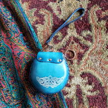 Load image into Gallery viewer, Genuine Leather Tree of Life Pouch