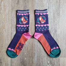 Load image into Gallery viewer, Fox Wreath Pattern Bamboo Socks