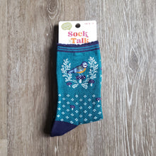 Load image into Gallery viewer, Bluebird Wreath Pattern Bamboo Socks