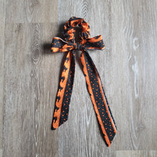 Load image into Gallery viewer, Upcycled Long Ribbon Scrunchie (Halloween Stripe Print)