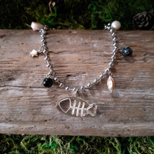 Load image into Gallery viewer, Fishbone Charm Necklace