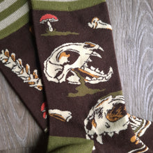Load image into Gallery viewer, Mossuary Crew Socks