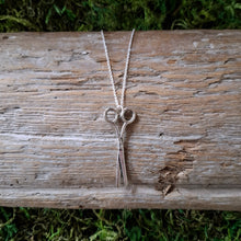 Load image into Gallery viewer, Vintage Silver Scissors Charm Necklace