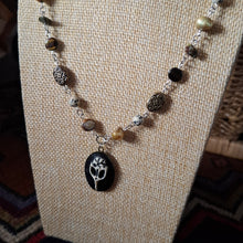 Load image into Gallery viewer, Funky Skull Beaded Necklace