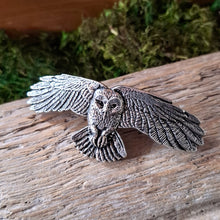 Load image into Gallery viewer, Owl Pewter Hair Barrette