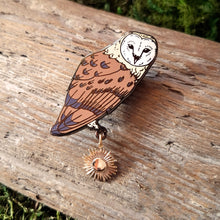 Load image into Gallery viewer, Barn Owl Enamel Pin