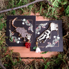 Load image into Gallery viewer, Opossum & Berry Enamel Pin