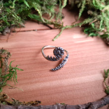 Load image into Gallery viewer, Sterling Silver Adjustable Fern Ring
