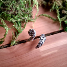 Load image into Gallery viewer, Sterling Silver Adjustable Fern Ring