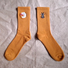 Load image into Gallery viewer, Beetle & Grub Socks