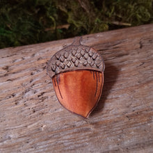 Load image into Gallery viewer, Acorn Leather Brooch
