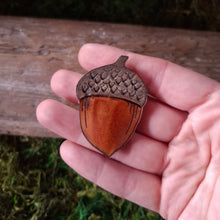 Load image into Gallery viewer, Acorn Leather Brooch