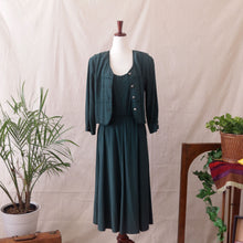 Load image into Gallery viewer, Layered Deep Green Maxi Dress