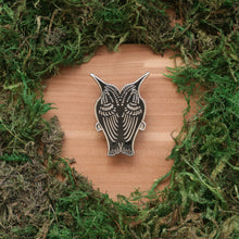 Load image into Gallery viewer, Twin Hummingbirds Enamel Pin