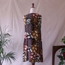 Load image into Gallery viewer, Long Patchwork Floral Print Vest
