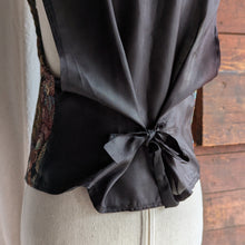 Load image into Gallery viewer, 90's Vintage Teddy Bear Tapestry Vest