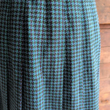 Load image into Gallery viewer, 80s Vintage Pleated Blue/Green Houndstooth Skirt