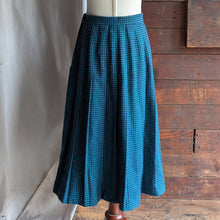Load image into Gallery viewer, 80s Vintage Pleated Blue/Green Houndstooth Skirt