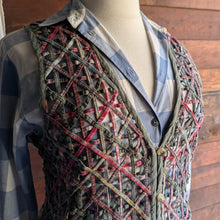 Load image into Gallery viewer, 90s Vintage Plus Size Plaid Lattice Vest