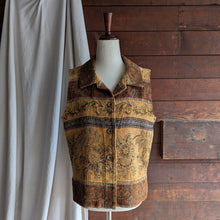 Load image into Gallery viewer, 90s Vintage Tan Tapestry Vest
