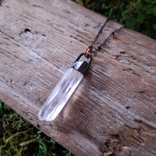 Load image into Gallery viewer, Copper and Clear Quartz Pendant