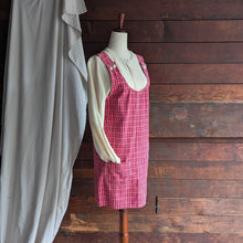 Load image into Gallery viewer, 90s Vintage Ivory Silk-Crepe Blouse