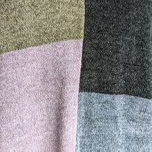 Load image into Gallery viewer, 90s/Y2K Plus Size Colorblock Knit Sweater