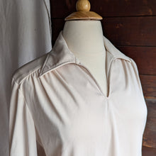 Load image into Gallery viewer, 70s Vintage Plus Size Polyester Knit Blouse