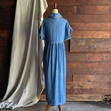 Load image into Gallery viewer, 90s Vintage Maxi Denim Shirt Dress