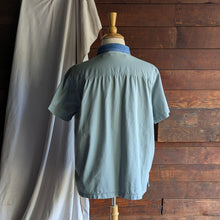 Load image into Gallery viewer, 90s Vintage Plus Size Embroidered Shirt