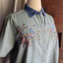 Load image into Gallery viewer, 90s Vintage Plus Size Embroidered Shirt