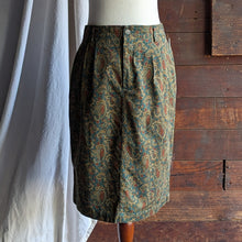 Load image into Gallery viewer, 90s Vintage Green Paisley Pencil Skirt