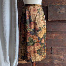 Load image into Gallery viewer, 90s Vintage Earthy Floral Satin Silk Skirt