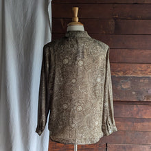 Load image into Gallery viewer, Plus Size Brown Paisley Print Blouse