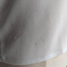 Load image into Gallery viewer, 90s Vintage Ivory Embroidered Collar Blouse